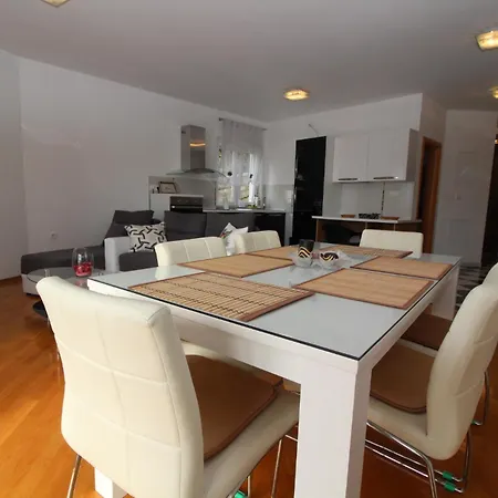 Adria Blue Appartement *